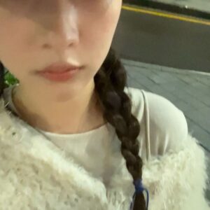 Yang Seo-hyun Instagram - 🍃