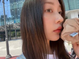 Yang Seo-hyun Instagram - 셀카를 몰아 찍는 편 ..