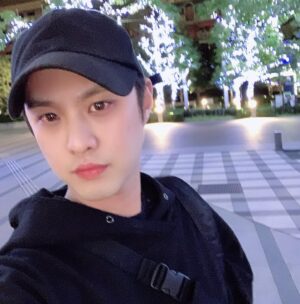 Yang Seung-ho Instagram - 메리크리스마스ㅋㅋ조만간좋은소식전하겠습니다기대하시라! #승호 #엠블랙 #크리스마스 #A   #훗