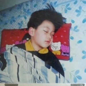 Yang Seung-ho Instagram - 1일1업로드 7살 지금도..7살