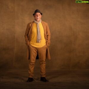 Yann Arthus-Bertrand Instagram - Chers amis, 

Je vous invite à vous venir vous faire photographier ce mercredi 17 et jeudi 18 janvier dans mon studio de Montparnasse à Paris! 

J’ai déjà rencontré plus de 15 000 personnes dans le cadre de ces prises de vue qui montrent la diversité de notre magnifique pays. 

Je vous attends avec vos familles, vos amis, vos collègues, vos animaux de compagnie… Ce, celles et ceux que vous aimez! 

Inscrivez-vous via le lien dans ma biographie pour réserver votre créneau!