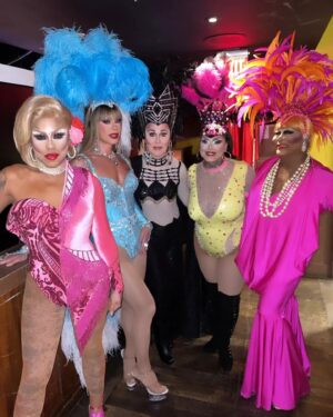 Yara Sofia Instagram - The showgirls are ready to put a show this weekend at @dragbrunchvegas by @vossevents 
Are you ready for us??? Grab your tickets now ! 
Shows Friday, Saturday and Sunday 
11:00am & 2:00pm