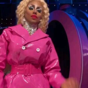 Yara Sofia Instagram - Echa Pa'lante to Rupaul Drag Race Live!!! I'll be there giggling my tittieees Tonight 9:30pm! 
Get your  tickets Now!!! 

*

*

#dragrace #rupauldragracelive #vegasbaby #dragraceroyalty #rupaulqueen #allstars #fanfavorite #echapalante #puertoricangoddess #puertoricanprincess