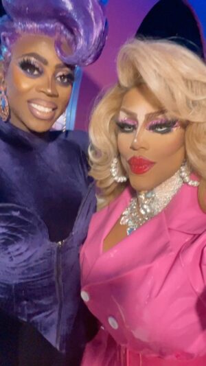 Yara Sofia Instagram - My sister @therajahoharashow and Moi for #rupaulsdragracelive at @flamingovegas !!!come see the show!!!!! #yarasofia #rajahohara #rupaulsdragrace