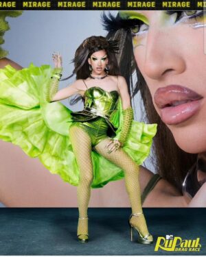 Yara Sofia Instagram - ConDragulations to my favorite stripper sister @mirage_amuro on season 16 of @rupaulsdragrace echa Pa'lante henny 😘💖 

#

#

#

#rupauldragrace #dragrace #dragraceroyalty #season16 #echapalante