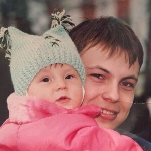 Yaroslav Sumishevskiy Instagram - Моя любимая доченька, сегодня тебе исполняется уже 22 года!

Время летит так быстро, кажется, вчера ты была маленькой девочкой, которая бегала за мной по пятам.  Теперь ты уже взрослая, умная и красивая девушка. 

Я горжусь тобой, твоей целеустремленностью и добротой.
Мы всегда были друзьями и ты всегда была моим вдохновением.

Пусть твоя жизнь будет яркой, интересной, желаю тебе добиться всех целей, любви и счастья. 

С Днем Рождения!