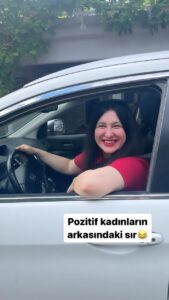 Actress Yasemin Sakallıoğlu HD Instagram Photos and Wallpapers August 2024