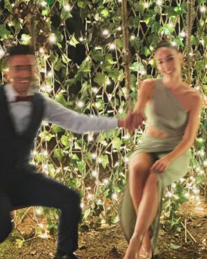 Yasmina Kerr Instagram - Love & friends 🤍✨💍

Yolanda & Coello’s wedding 🥹🔥
#love #soulmate #weekendvibes #wedding