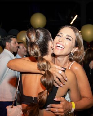 Yasmina Kerr Instagram - Pau’s birthday 🎂🥂🧡

Compartiendo y coleccionando momentos bonitos para guardar en el corazón. 

Eres pura luz Pau ✨♥️ ✨

#birthday #love #friends