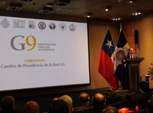 Yasna Provoste Instagram - ¡Mis felicitaciones y mejores deseos al rector de la @pucv_cl, Nelson Vásquez! Confío en que su liderazgo en la Red de Universidades Públicas no Estatales (G9) dará grandiosos frutos para nuestras comunidades, tal como lo está haciendo con @u_atacama, @umcecl y @usachoficial para el desarrollo educativo en nuestra región de Atacama👏🏽👏🏽