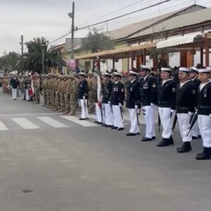 Yasna Provoste Instagram - El Día de las Glorias Navales es un legado que resuena especialmente en nuestras comunidades costeras. Así lo vivimos hoy en la comuna de Caldera compartiendo la calidez de los vecinos y vecinas mientras reconocemos con profundo respeto la historia de nuestro país.

La importancia del 21 de mayo para una ciudad puerto como Caldera es inmensa, y es también una oportunidad para recordar la vital conexión de nuestra gente con el mar, que ha sido fuente de vida, trabajo y desarrollo ✨.