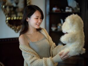 Yeh Ching Han Instagram - 今天月亮沒有營業，就由我來說晚安吧🧸💤

📷 @alposhi 
@threelarvaecafe241