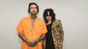 Yelawolf Instagram - HAVE YOU SEEN “ LEGEND “ ?!!! video out NOW link in my bio directed by @patricktohill .. song produced by @malayho for WAR STORY .. featuring the young blood @jtloux !!! 🎥 : @mikeoryanlane #slumerican WAR STORY OUT NOW !!!