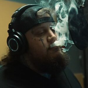 Yelawolf Instagram - TRAILER IN THE SKY produced by @malayho with my boy @jellyroll615 streaming on all platforms .. the fourth single off the double album WAR STORY coming soon … 🎥 : @visualsbytyre #slumerican