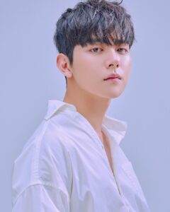 Actor Yeo Hoi-hyeon HD Instagram Photos and Wallpapers June 2019