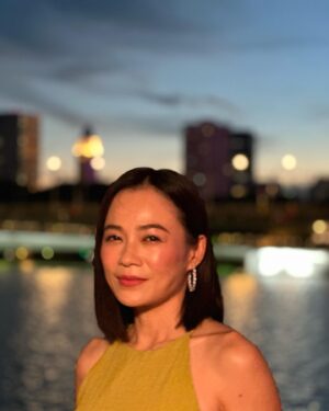 Yeo Yann Yann Instagram - 25th anniversary of Singapore Film Commission. There are many films to be screened in esplanade. Tonight @iloilomovie ! Check out the list of amazing Singapore film @imdasg !!!