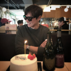 Yeon Jeong-hun Instagram - 생일축하해주신 모든분들께 감사합니다~
탄생년 78돔 선물해준 태용이 땡큐~