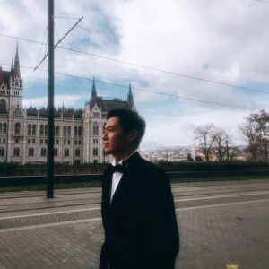 Yeon Jeong-hun Instagram - 맨투맨 .... menxmen in Hungary