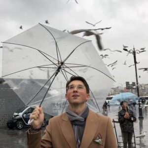 Yevgeniy Malyarchuk Instagram - 🕊Seagulls🕊

#seagull #seagulls #birds #viral #mesmerizing #turkey #istanbul @serdarayyildizofficial @serenuzuntr