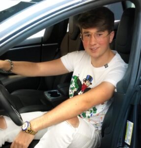 Actor Yevgeniy Malyarchuk HD Instagram Photos and Wallpapers July 2019