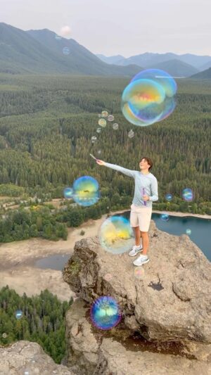 Yevgeniy Malyarchuk Instagram - Some will say this is photoshopped ….🫧😏🫧 #nature #hiking #bubbles #photoshop