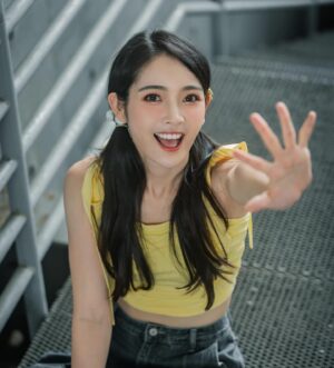 Yi-Chi Hung Instagram - 叮咚 早安☀️您有一份愛意，請查收(*ฅ́˘ฅ̀*)

𝟱𝟮𝟬快樂嗷嗷嗷嗷嗷(♡ˊᵕˋ♡)
不只今天，希望大家都天天快樂💛🫶🏻🧏🏻‍♀️

-

Btw，雪坊優格開團到今天唷～～❣❣
連結和介紹在精選動態🐷🤭🤣
7/1全面漲價，想買趁現在

#雪坊優格 #520