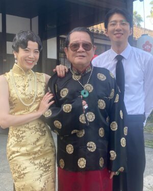 Yi-Chiao Liao Instagram - #轉換
發現這批照片放在草稿夾好一陣子，
在影集 #商魂 裡的角色，飾演謝水深旁邊的女人 ，#秋月，
出現在第一集大約有四分鐘的戲份。

已經忘了當初發文時想要說什麼，
現在早已進入另一個角色。

生活也是不斷地前進，轉換。

對於世界有感，無論現在還是過去，
還有未來，
都是由人書寫的，

我們能夠選擇的、做好的，當下這一刻，
都有可能在未來的某一天驚豔眾人吧。

至少，在當下，是無愧的，努力，前進。

最大的利己是從利他出發的。

最後還是宣傳一下這部戲，商魂
在中華電信MOD還有 Hami Video 可以收看全劇👍
@tradewar2024