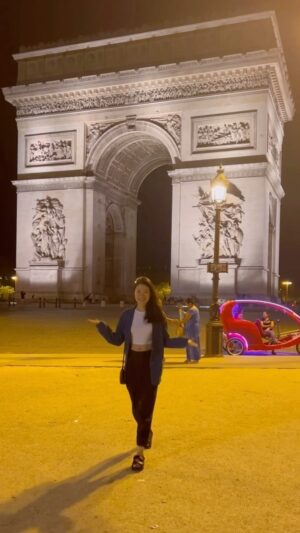Yi Liu Instagram - #paris #jetlag #arcdetriomphe #champselysees #midnightinparis