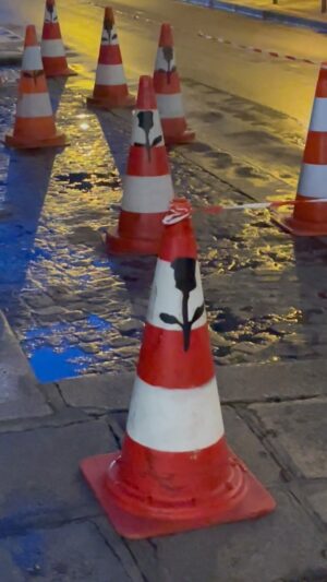 Yi Liu Instagram - Who did this… They are even lined up…#paris #trafficcone #lemarais #art #love