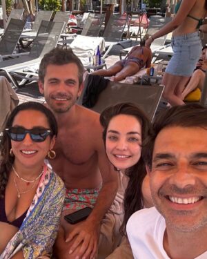 Yiğit Kirazcı Instagram - @alemdergisi #alemweekend 🥂 
 
👀 @ertan_demirbilek