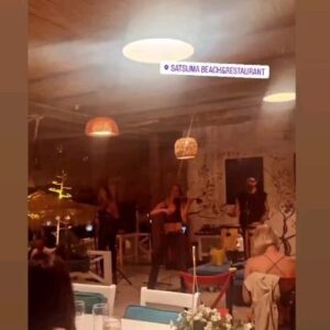 Yıldız Asyalı Instagram - Köyümüzdeyiz @satsuma_gumusluk @gumuslukmyndos  dostlarımız ile