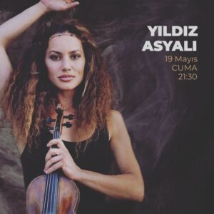 Yıldız Asyalı Instagram - #19mayısatatürküanmagençlikvesporbayramı  @thecrowjazz @gulizasyali