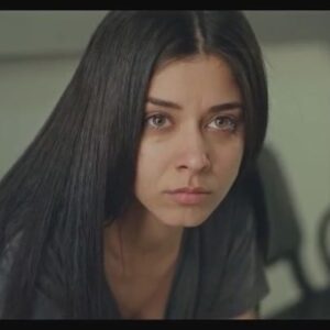 Yılşen Özdemir Instagram - LEYLA🥲
@kiymadiziofficial 
@blutv