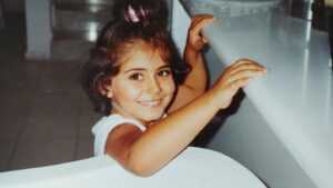 Yılşen Özdemir Instagram - Bebek kalsaymisim🦋