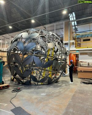 Yinka Ilori Instagram - Fabrication phase:
Slices of Peace 🍎 commissioned by Liberty property and @turnercontemporary coming soon 🙏🏽 ⚒️⚒️@fcwltd