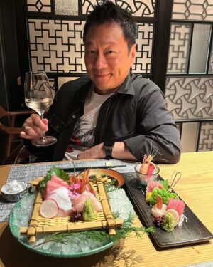 Yiu-Cheung Lai Instagram - 外面風再大，依然可以享受#帝逸酒店 #源峰 豐富的日本料理，這就是幸福。