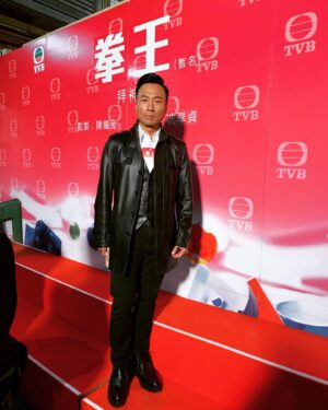 Yiu-Cheung Lai Instagram - 「拳王」拜神儀式