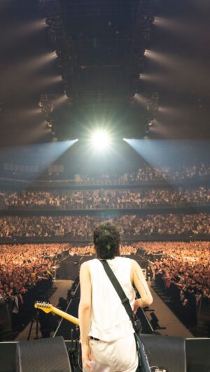 Yojiro Noda Instagram - YOKOHAMA 2 DAYS.
Soooo much LOVE.
So happy to have a place to come HOME.
Let's do this again.🌹❤️

📷🔥🔥　@takeshiyao