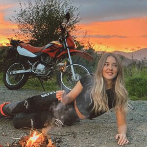 Yolanda Lynes Instagram - Have fun before you die 🔥⛽️ 
📸 @jujupentz 
#fun #adventure #petrol #fire