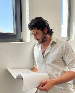 Yon González Instagram - Comienza un nuevo viaje..🎬