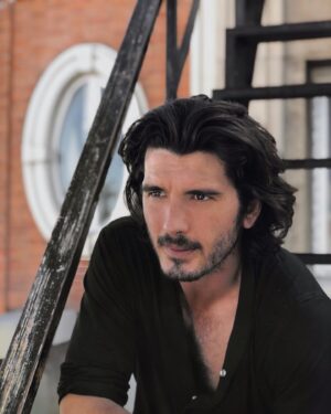 Yon González Instagram - Llegó la primavera.