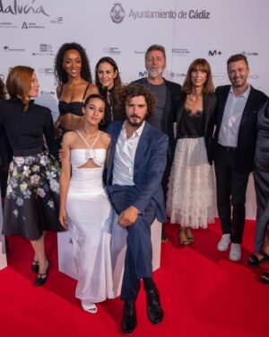 Yon González Instagram - Un gusto asistir al nacimiento del @southseriesfest 

@atresmediacom 
@buendiaestudios 
@seriebeguinas