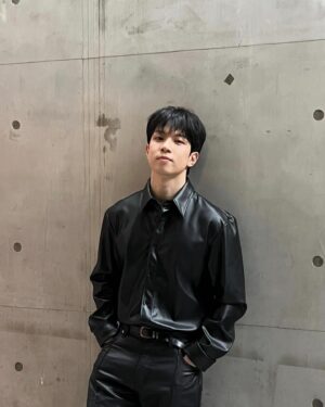 Yoo Hwe-seung Instagram - HIDE-OUT🤟
24.06.08 ~ 24.06.09💕
#2024#엔플라잉#콘서트#HIDE_OUT#커밍쑨