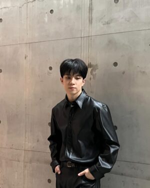 Yoo Hwe-seung Instagram - HIDE-OUT🤟
24.06.08 ~ 24.06.09💕
#2024#엔플라잉#콘서트#HIDE_OUT#커밍쑨
