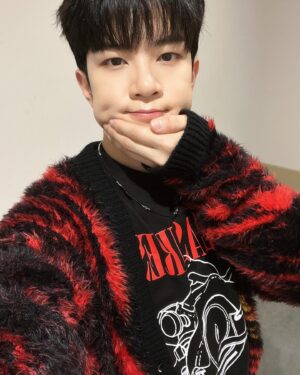 Yoo Hwe-seung Instagram - 2023 FNC KINGDOM
#엔플라잉#올해도#즐거웠던#킹덤
