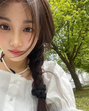 Yoo Ji-Yeon Instagram - #룰루 #랄라 🌳🌼✨
.
.
.
#스냅 #스냅사진 #스냅촬영 #촬영 #스냅사진촬영 #일상 #daily #selca #selfie 🍀