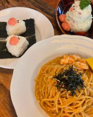 Yoo Ji-Yeon Instagram - #timeaftertime ❤️
.
.
.
.
#성수 #성수카페 #성수동카페 #일상 #daily #성수맛집