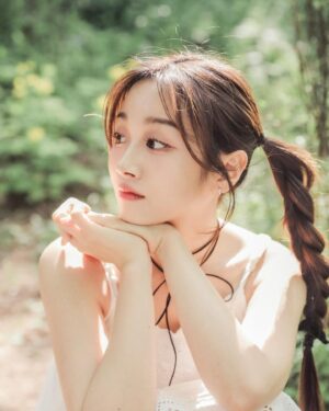 Yoo Ji-Yeon Instagram - 🌳날!!!씨!!!!조!!!!하!!!!✨
.
.
.
.
#여름스냅 #스냅 #스냅사진 #스냅촬영 #사진스타그램 #사진촬영 #촬영 #사진 #일상 #스냅모델 #프리랜서모델
