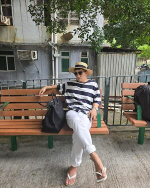 Yoo Se-yoon Instagram - 유브이방 (UV room)