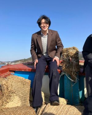Yoon Hyun-soo Instagram - 니 가 가 라 모랑도.

#수사반장1958 #서호정